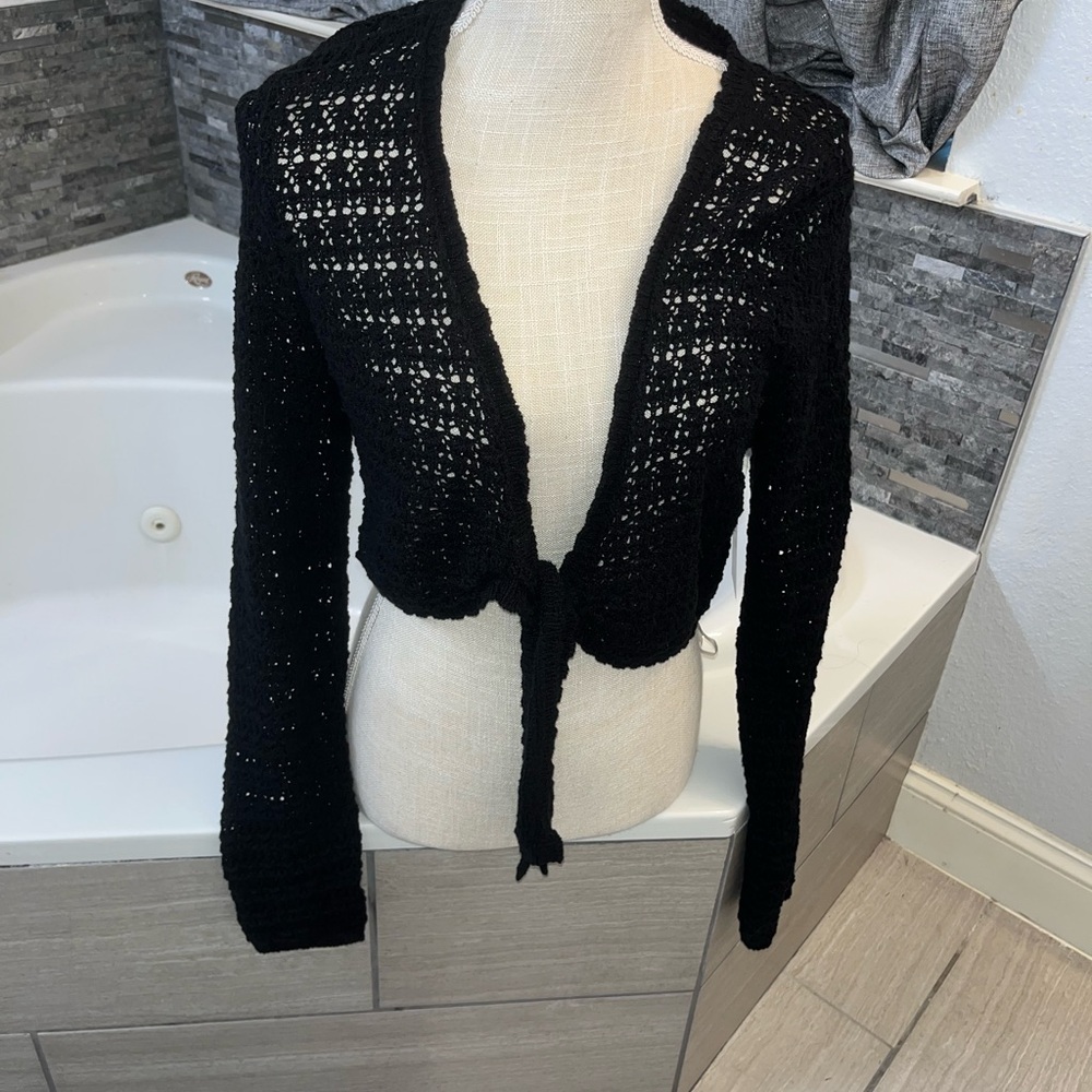 Kohl's Black Open-Knit Cropped Tie-Front Cardigan